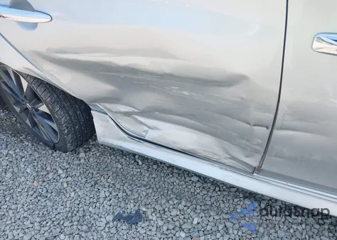 2017 Nissan Sentra Sr из США, поврежденный, VIN 3N1AB7APXHY311250